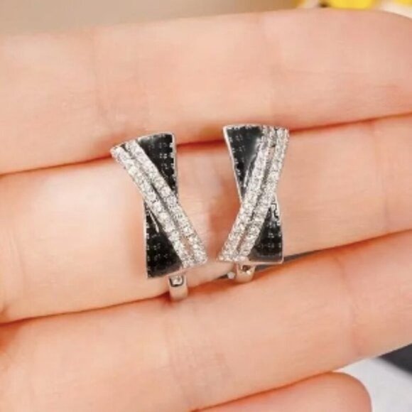 Silver Plated Black Diamond Embellished Earrings - Picture 5 of 7